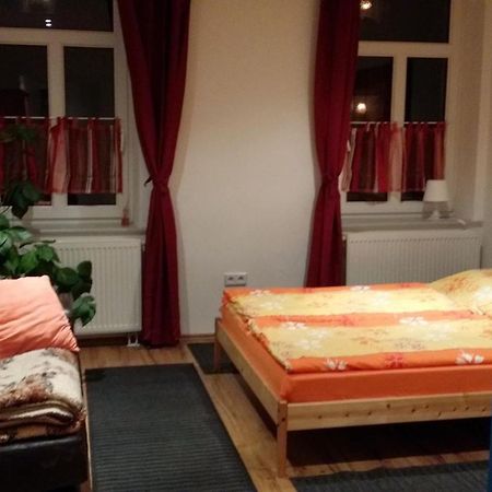 Ferienwohnung Rosie Chemnitz Ngoại thất bức ảnh