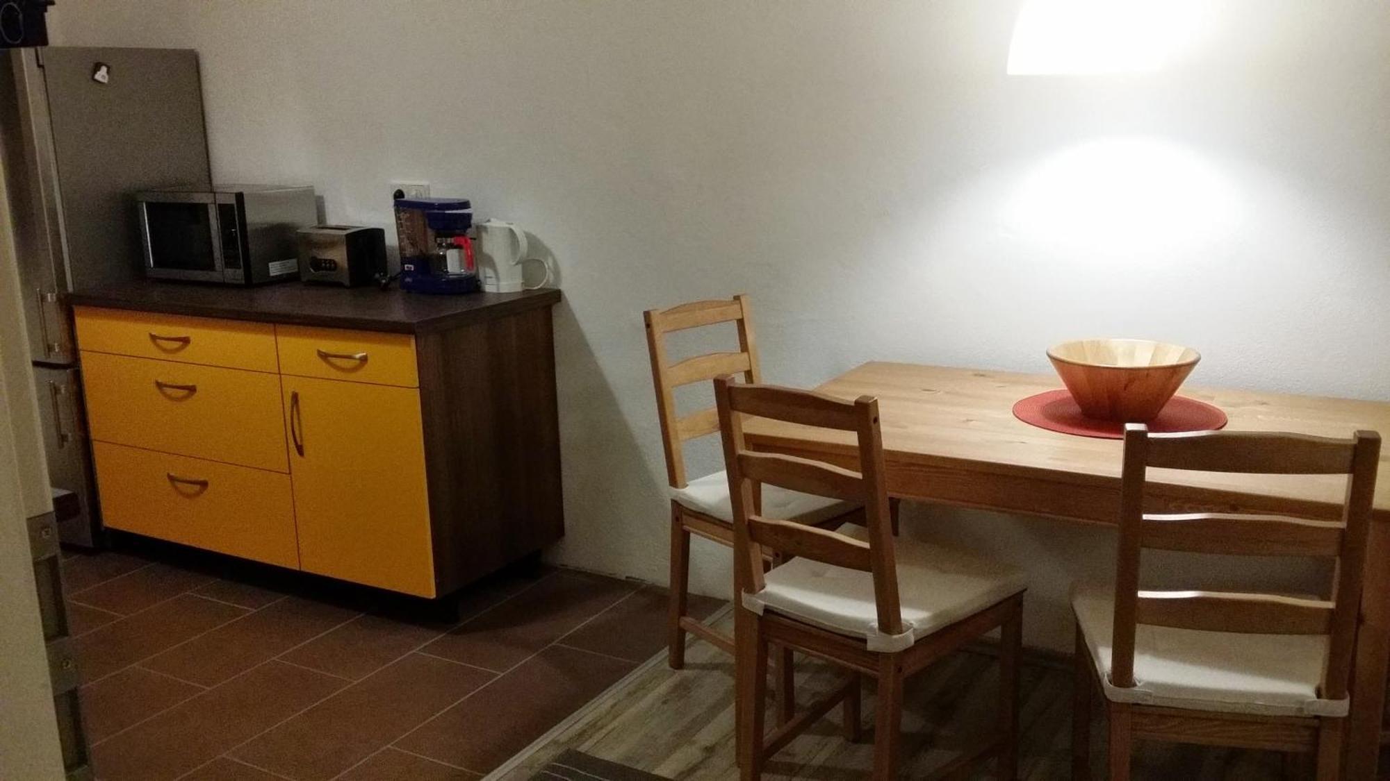 Ferienwohnung Rosie Chemnitz Ngoại thất bức ảnh
